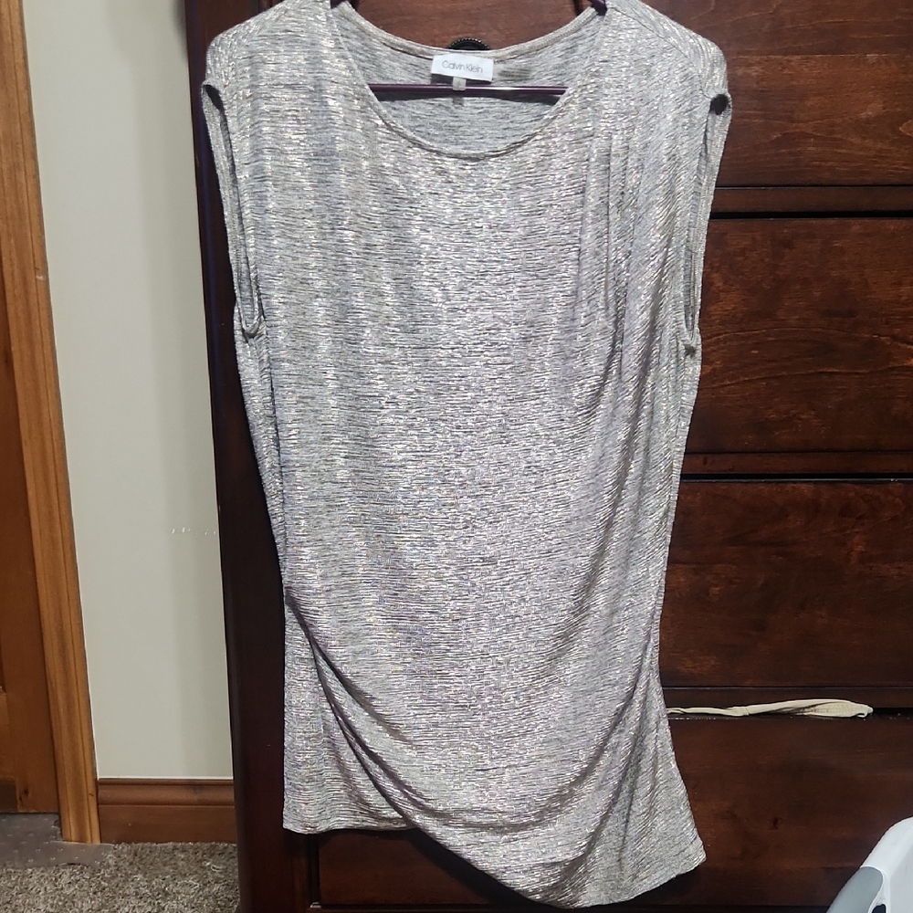 Calvin Klein Collection Women's Silver Sleeveless Blouse